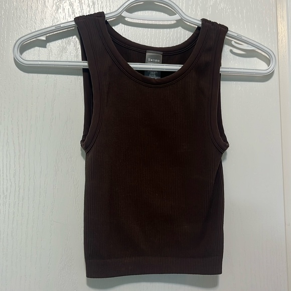 Sunday Best Tank Sinch Rib Crew Tank - Picture 2 of 6